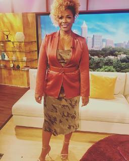 Syleena Johnson feet photo 2