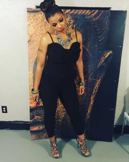 Syleena Johnson feet photo 4