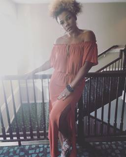 Syleena Johnson feet photo 11