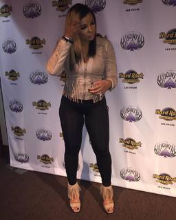 Syleena Johnson feet photo 16