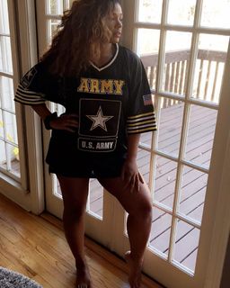 Syleena Johnson feet photo 9