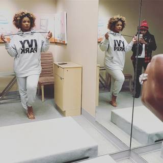 Syleena Johnson feet photo 19