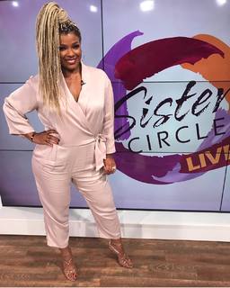 Syleena Johnson feet photo 9