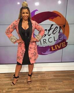Syleena Johnson feet photo 5