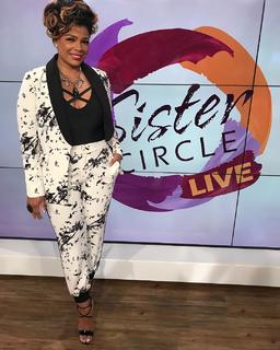 Syleena Johnson feet photo 16
