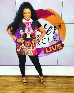 Syleena Johnson feet photo 8