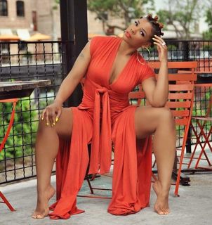 Syleena Johnson feet photo 1
