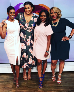 Syleena Johnson feet photo 16