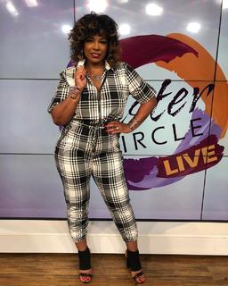 Syleena Johnson feet photo 13