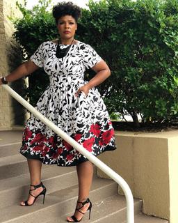 Syleena Johnson feet photo 8