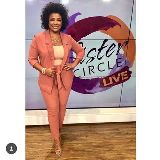 Syleena Johnson feet photo 13