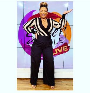 Syleena Johnson feet photo 1