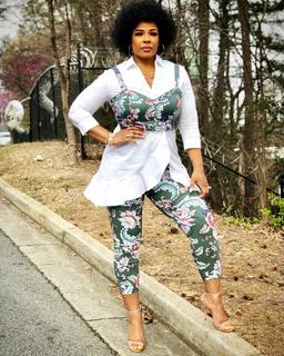 Syleena Johnson feet photo 7