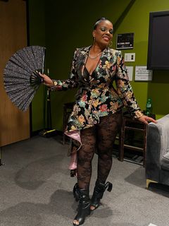 Syleena Johnson feet photo 3