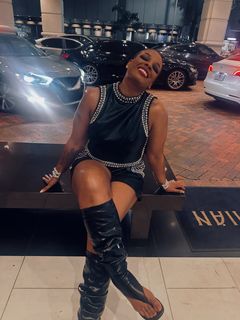 Syleena Johnson feet photo 8