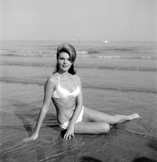 Sylva Koscina feet photo 3
