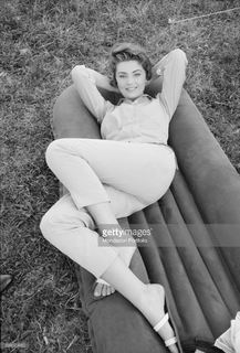 Sylva Koscina feet photo 2
