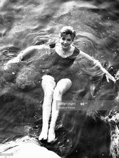 Sylva Koscina feet photo 4