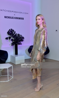 Sylvia Hoeks feet photo thumbnail