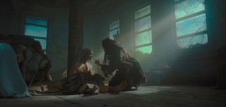 Sylvia Hoeks feet photo thumbnail