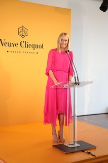 Sylvia Jeffreys feet photo 4
