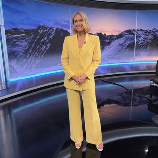 Sylvia Jeffreys feet photo 5