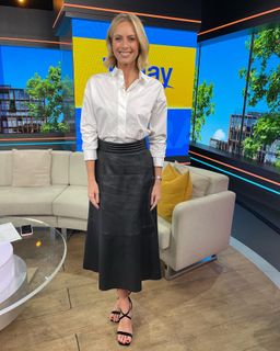 Sylvia Jeffreys feet photo 19