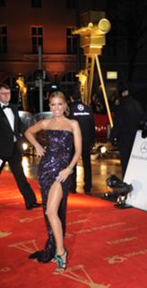 Sylvie Meis feet photo thumbnail