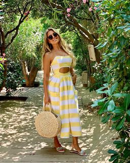 Sylvie Meis feet photo thumbnail