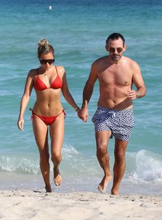 Sylvie Meis feet photo thumbnail