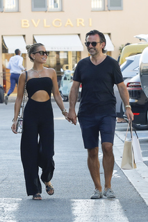 Sylvie Meis feet photo thumbnail