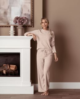 Sylvie Meis feet photo 7