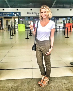 Sylvie Tellier feet photo thumbnail