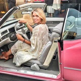 Sylvie Tellier feet photo thumbnail