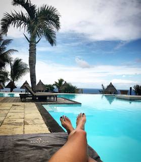 Sylvie Tellier feet photo thumbnail