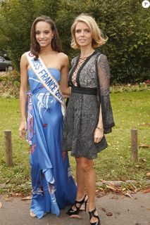 Sylvie Tellier feet photo thumbnail