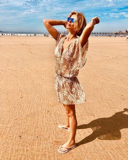 Sylvie Tellier feet photo thumbnail