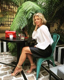 Sylvie Tellier feet photo thumbnail