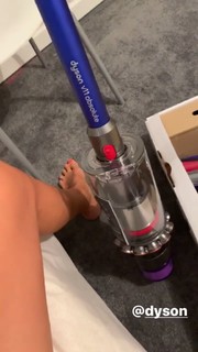 Sylvie Tellier feet photo thumbnail