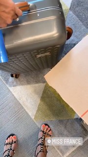 Sylvie Tellier feet photo thumbnail