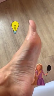 Sylvie Tellier feet photo thumbnail