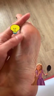 Sylvie Tellier feet photo thumbnail