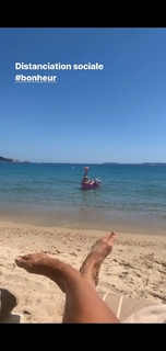 Sylvie Tellier feet photo thumbnail