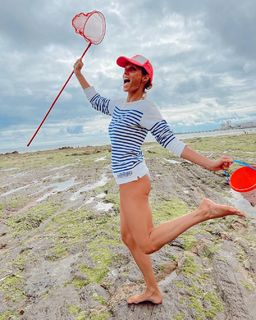 Sylvie Tellier feet photo thumbnail