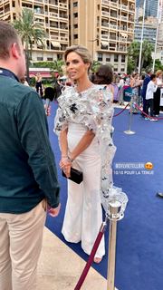 Sylvie Tellier feet photo thumbnail