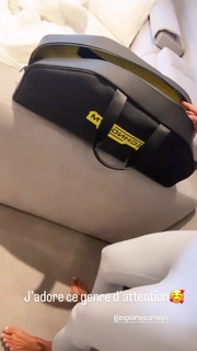 Sylvie Tellier feet photo thumbnail