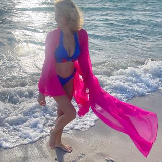 Sylvie Tellier feet photo thumbnail