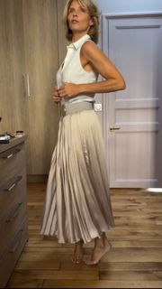 Sylvie Tellier feet photo thumbnail