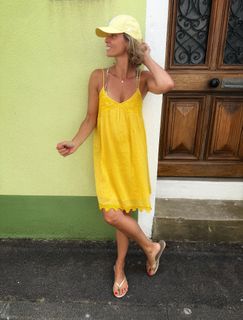 Sylvie Tellier feet photo thumbnail