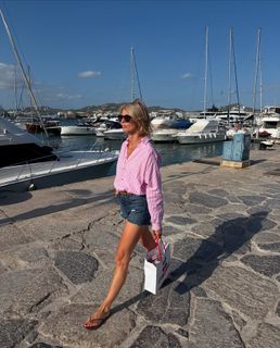 Sylvie Tellier feet photo thumbnail